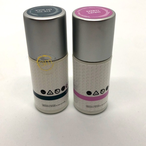 GelMoment Nail Polish and Optimum File - Picture 4 of 15